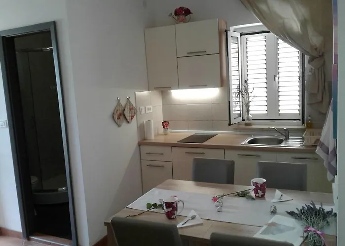 Apartment Romana Ilovik