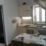 Apartment Romana Ilovik