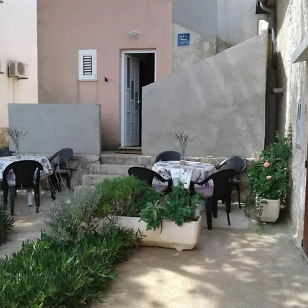Apartment Romana Ilovik