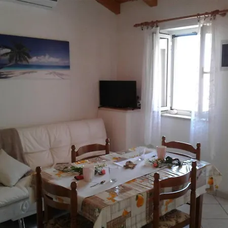 Apartment Romana *